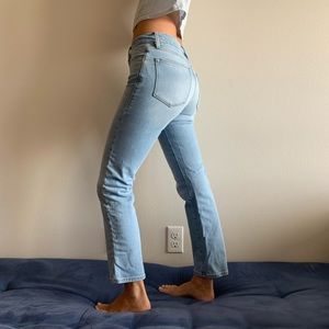 FRAME London Le High Straight Jeans